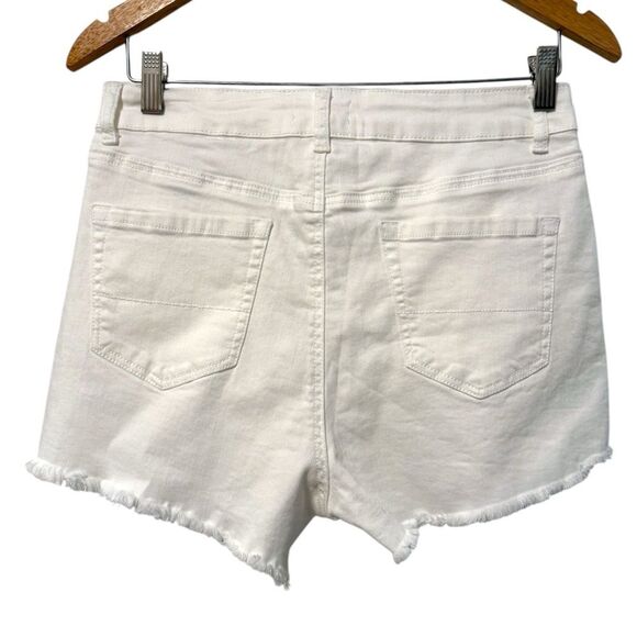Pink Lily 5 Pocket Raw Hem Mid Rise Shorts White Size 28 / Medium - Picture 2 of 6